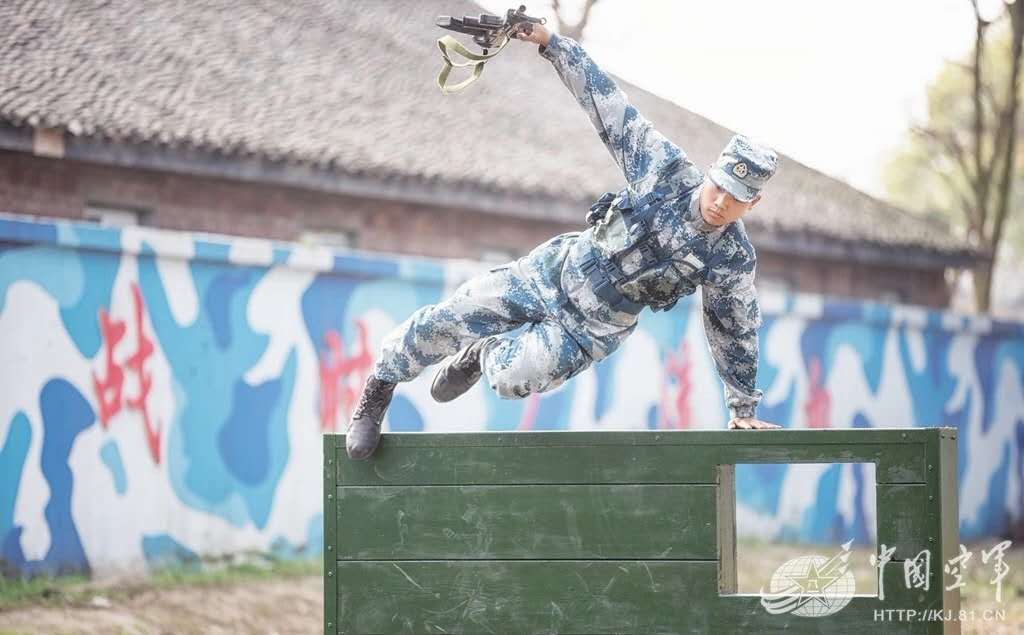 1561140661778666.jpg 定向士官生入伍后集训2.jpg