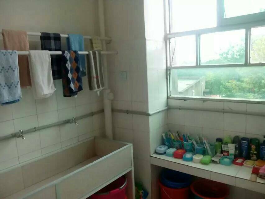 1464871687315758.jpg 1f30f7d051a4fc5c.jpg