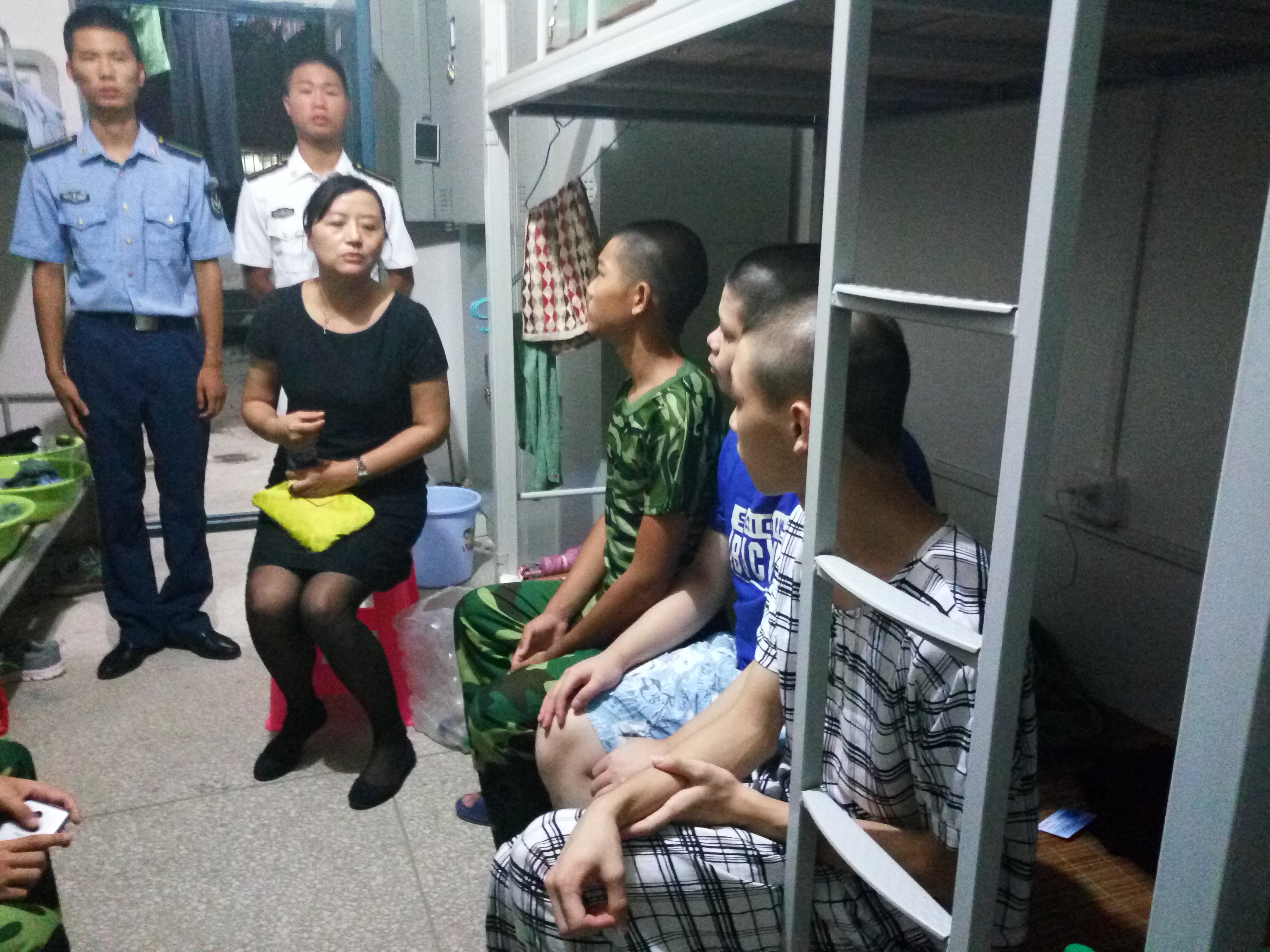 1472737661822242.jpg IMG_20160831_203609.jpg