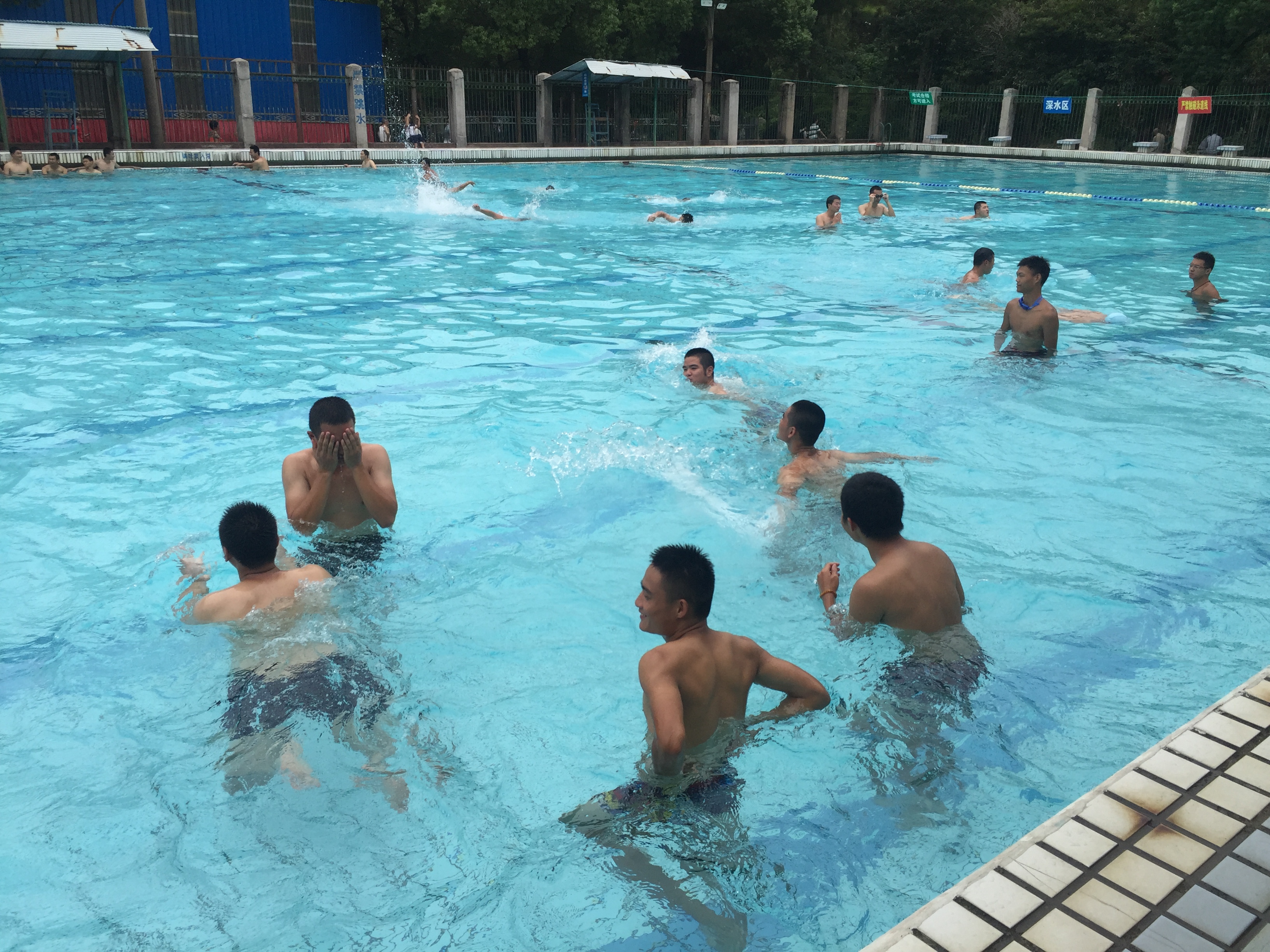 1471799150970384.png 60DCAFB72C3C8EEE7FD83D81E4D3A6AF.png