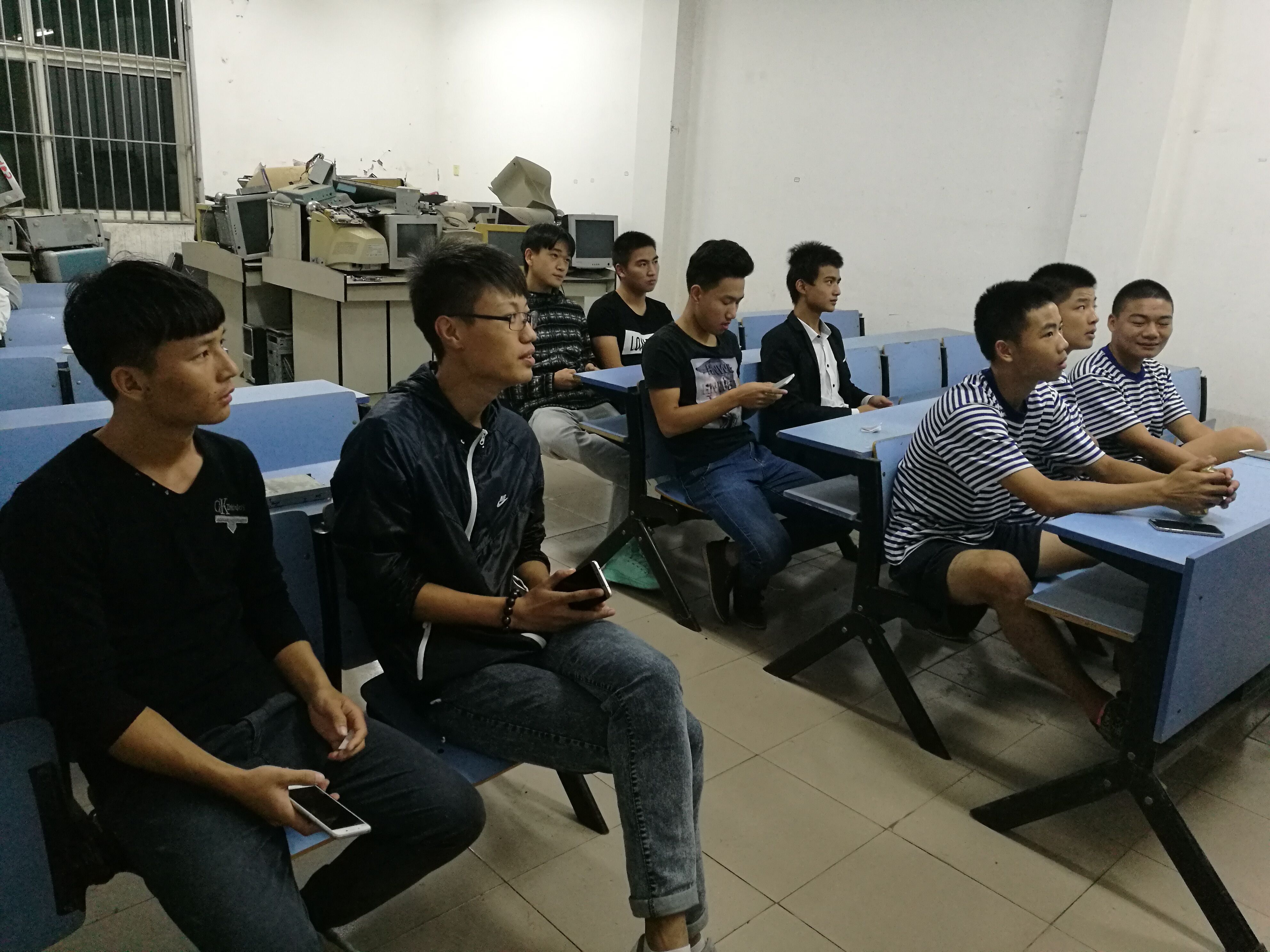 1476802215648629.jpg QQ图片20161018224935.jpg