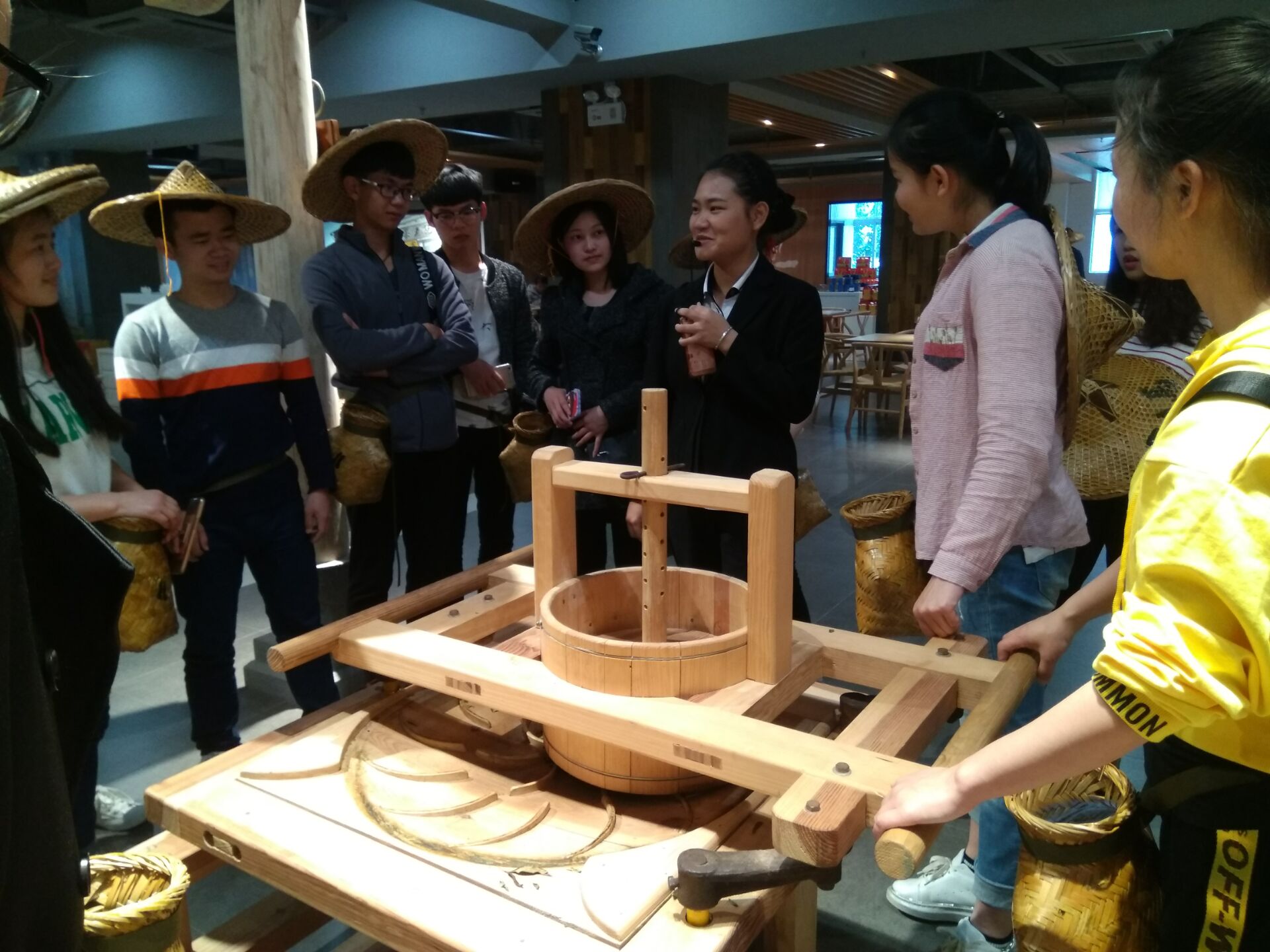 1492351190353628.jpg QQ图片20170416214538.jpg