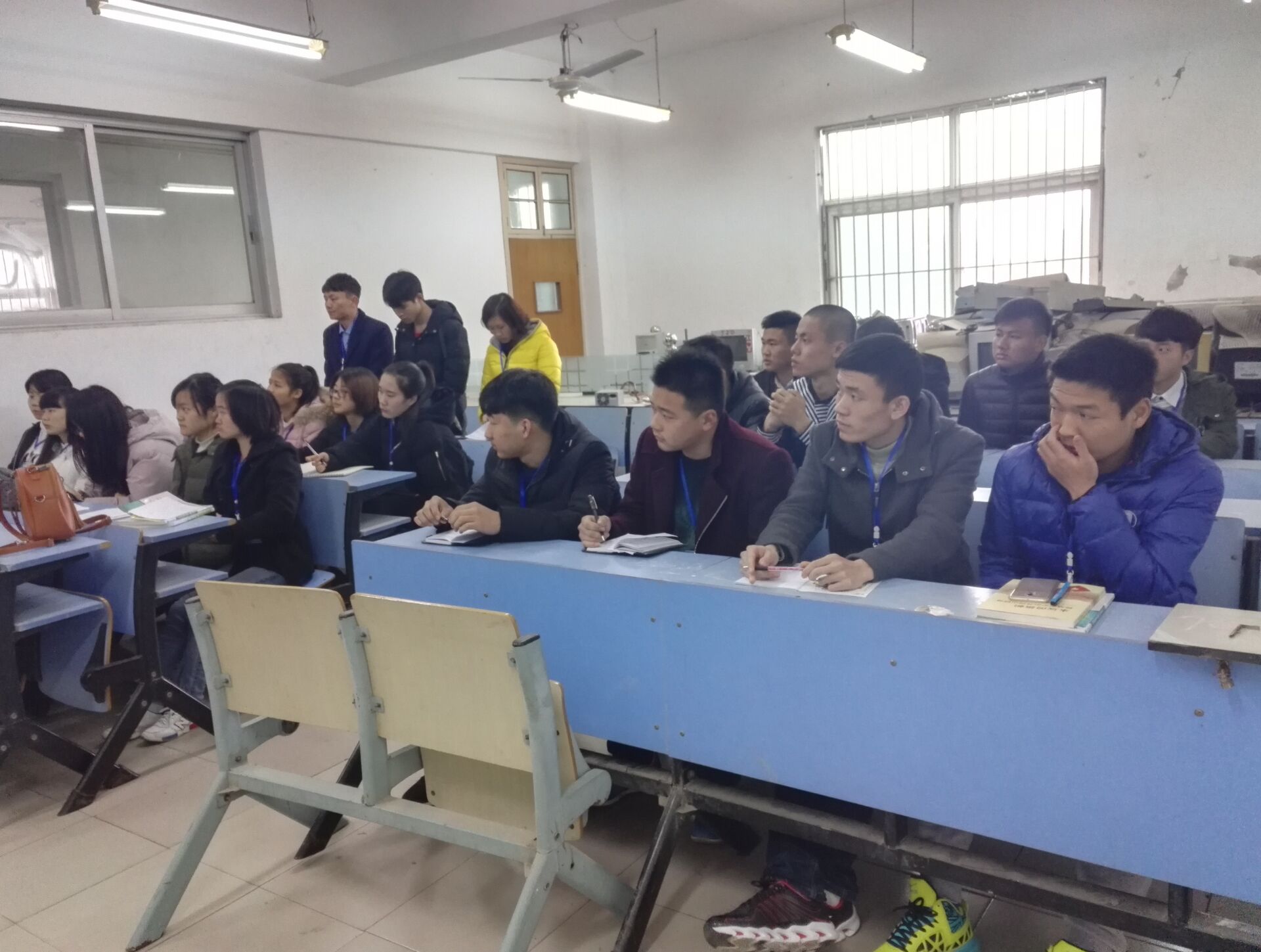 1487772031750062.jpg 3FEB0C3FDE14D76D06273AF7C8C994B3.jpg