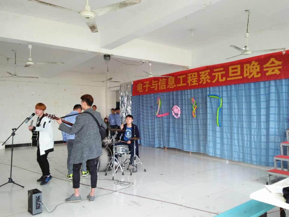 1482414726924613.jpg B78308CF943F1804E9E5CCF291FF7D8B.jpg