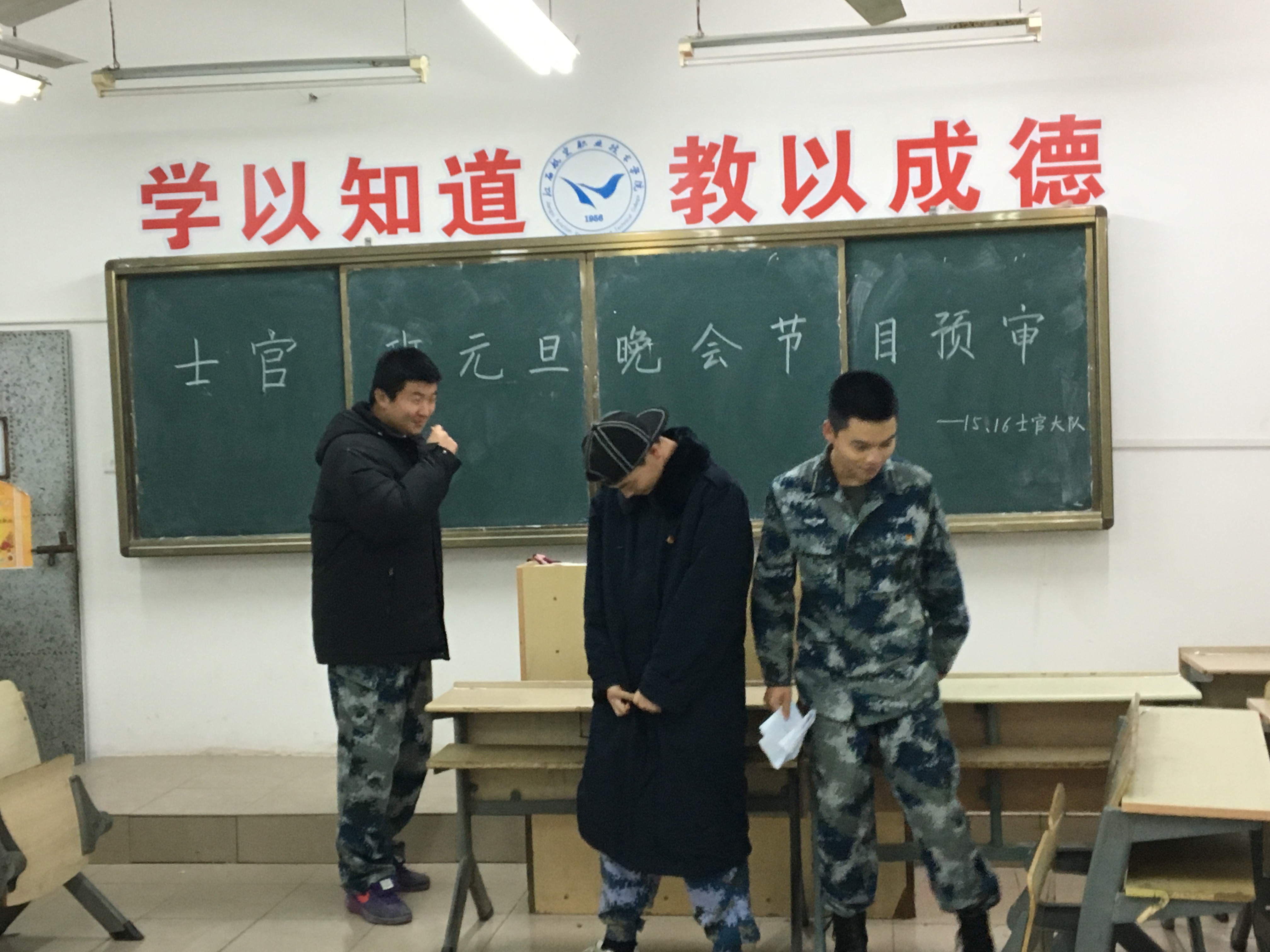 1481731371755417.jpg IMG_1208.JPG