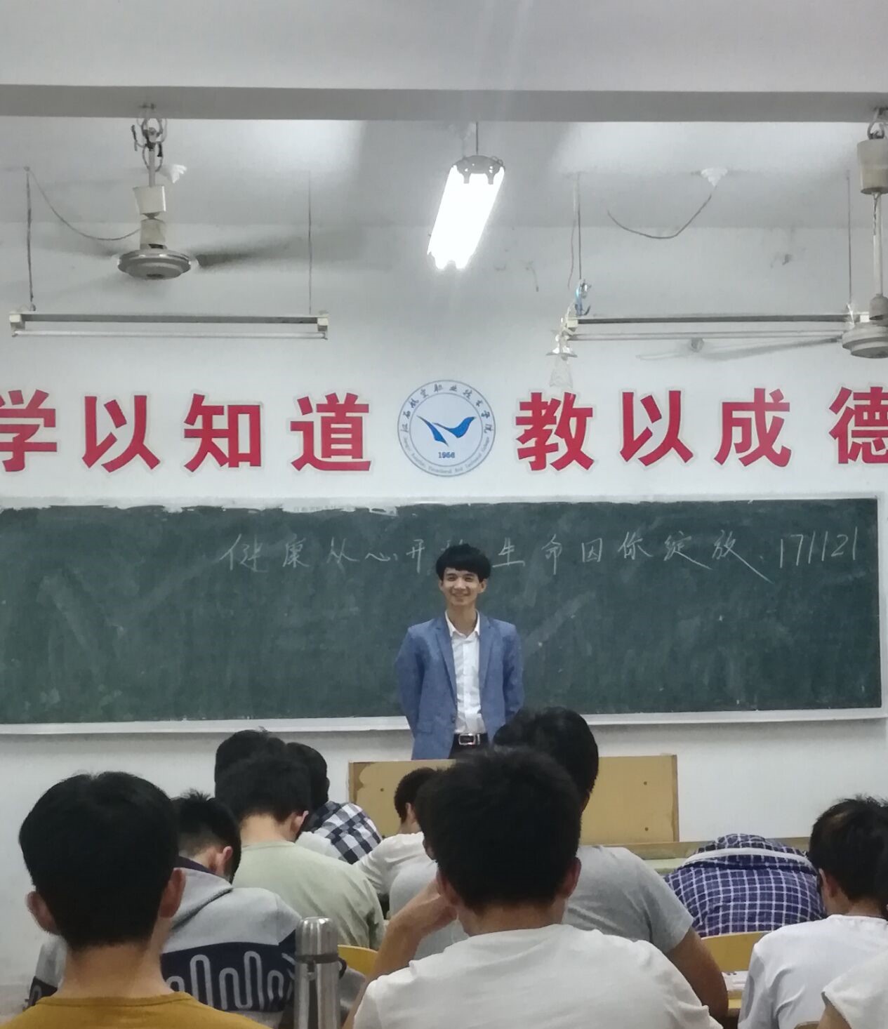 1527690586178034.jpg 8.jpg