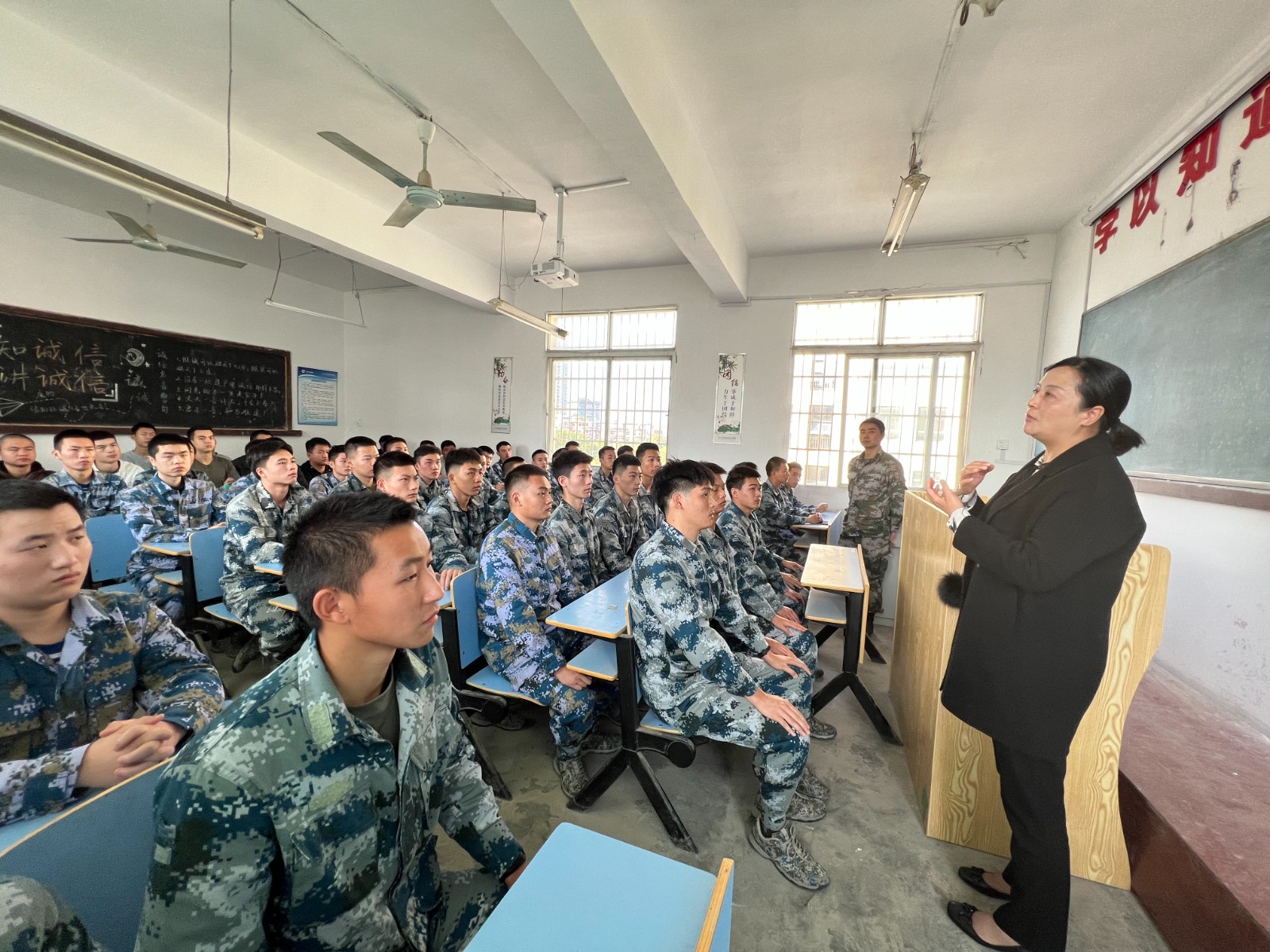 1637070470964547.jpg 1637070470964547.jpg