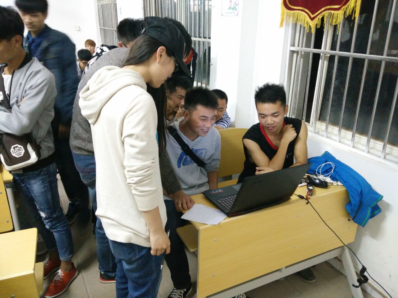 1476419400345895.jpg Cache_-38d4dc6a66903c06..jpg