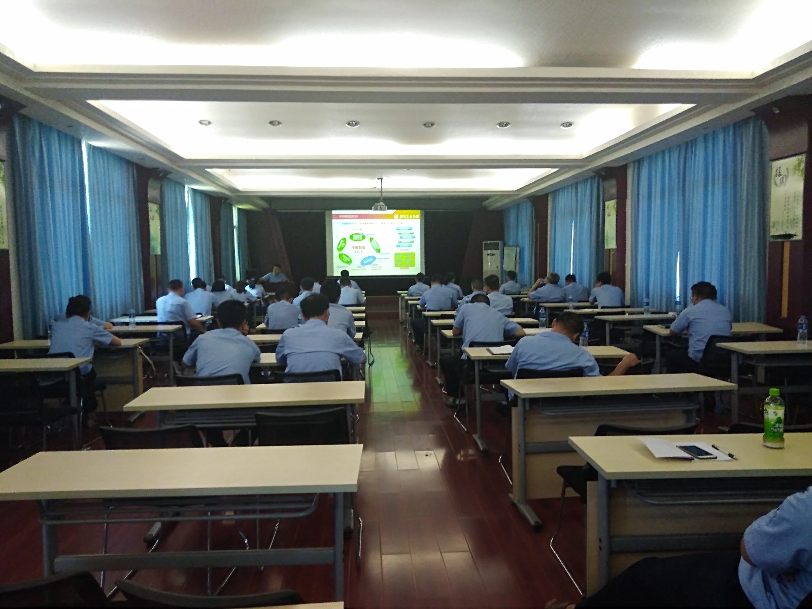 1532082739888300.jpg 709112540706181407.jpg