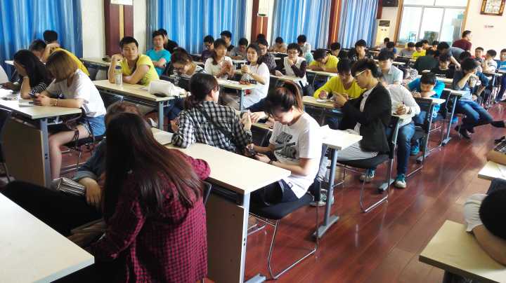 1464584061555499.jpg af6dcf17516ef3b.jpg