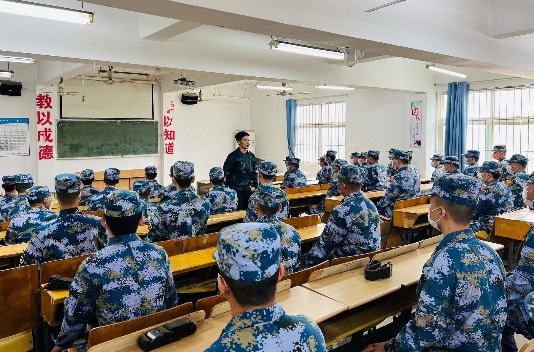 1665470923619191.jpg 1665470923619191.jpg