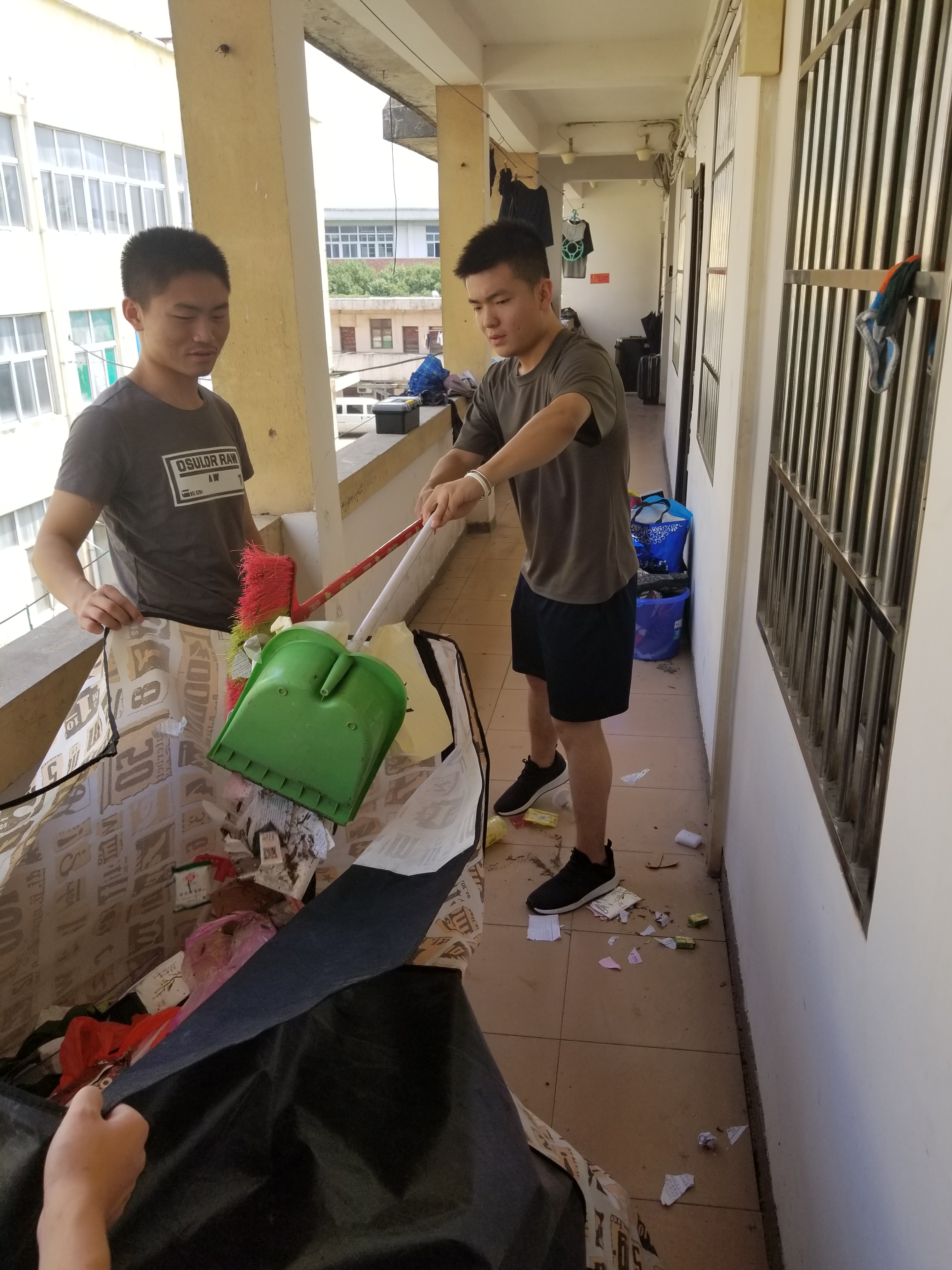 1497802663549257.jpg 20170617_134008.jpg