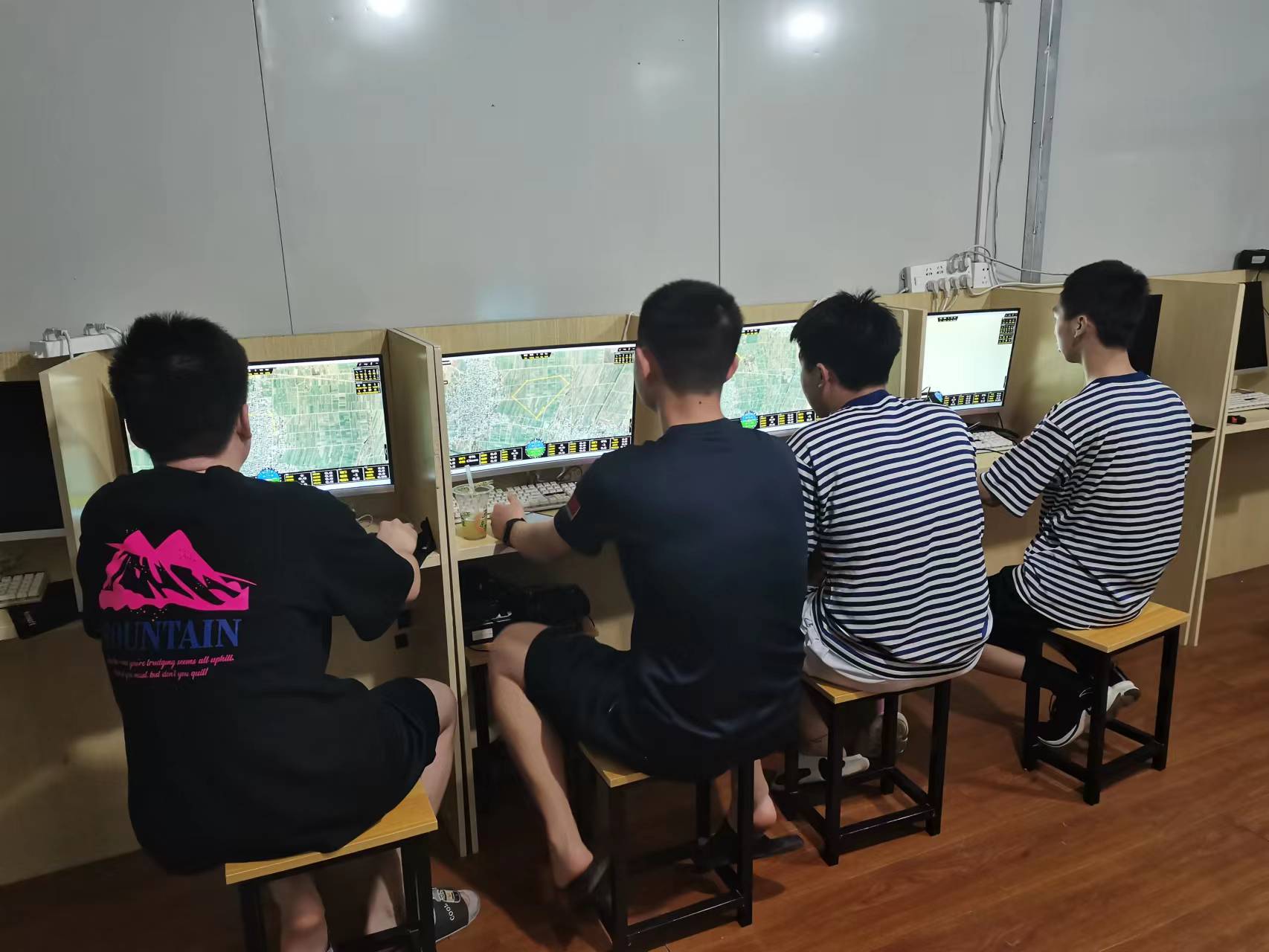 original?noCache=l49m3927 original?noCache=l49m3927