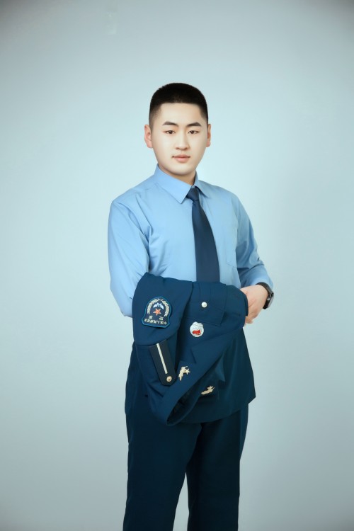 1672298982408474.jpeg 生活照1.jpeg