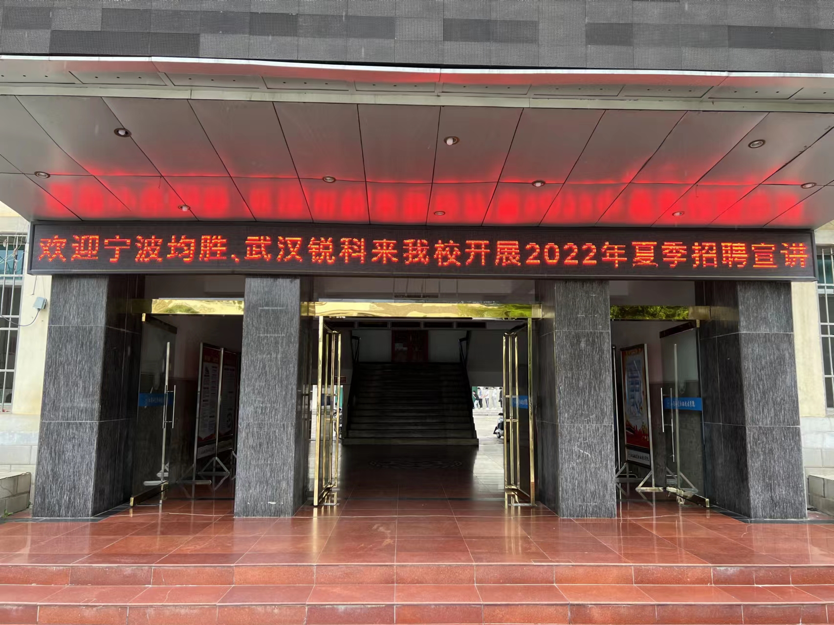 1653875103753032.jpg 1653875103753032.jpg