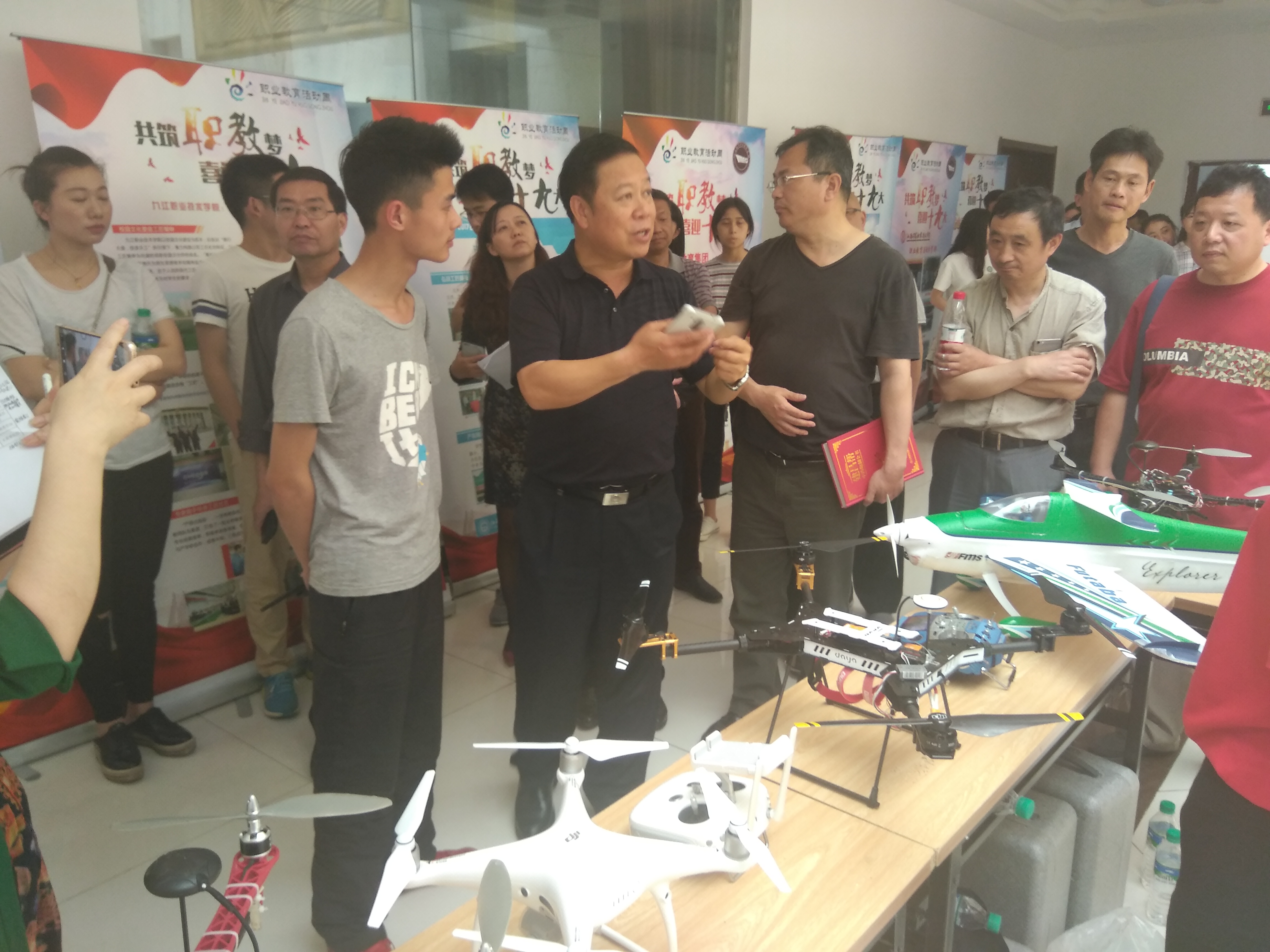 1494165472117194.jpg IMG_20170507_112911.jpg