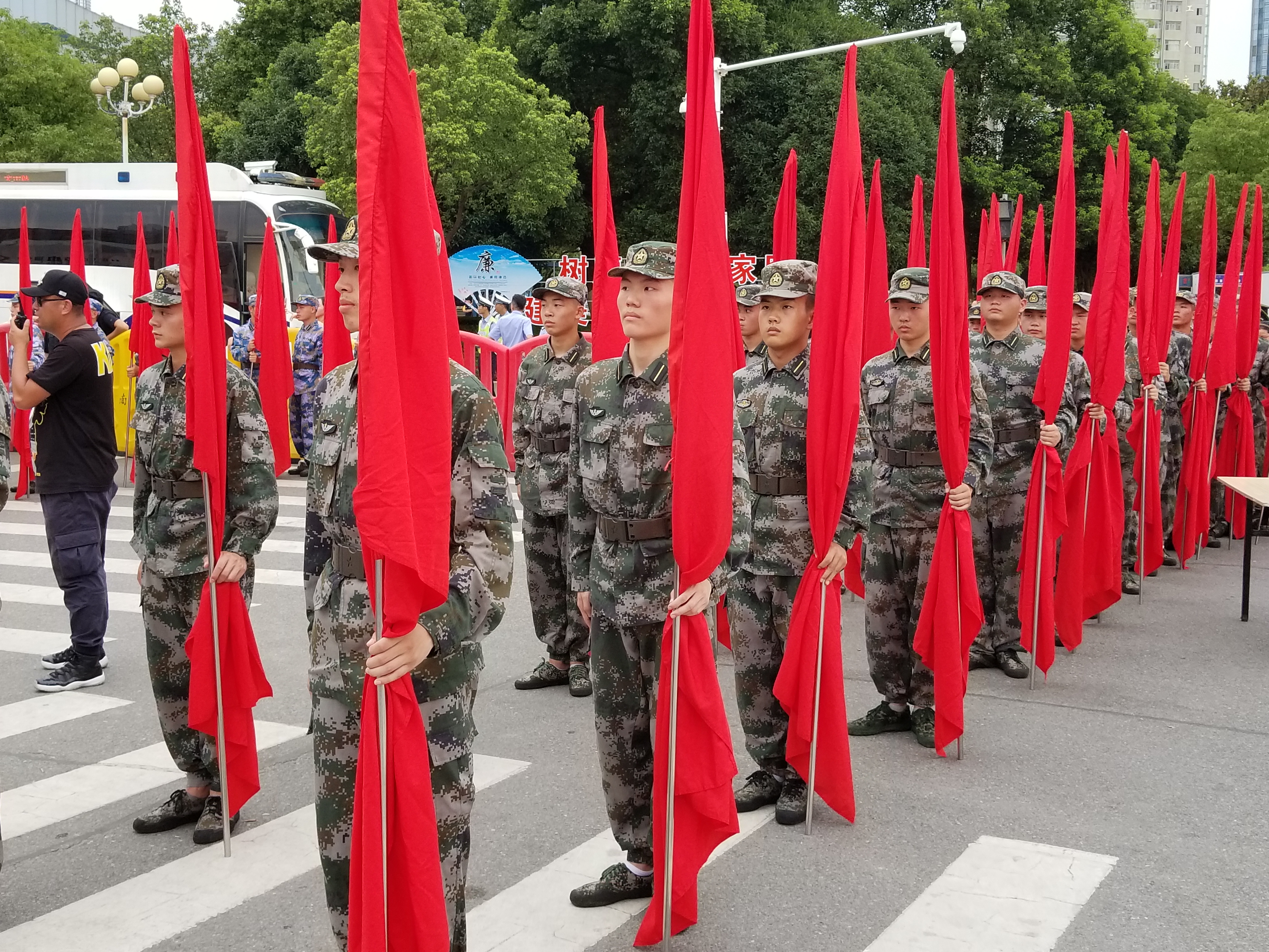 1499387382928429.jpg 20170705_172852.jpg